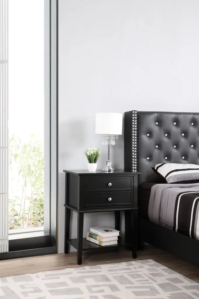 Newton G064 N Nightstand Black Particle Board Bedside Table glory furniture