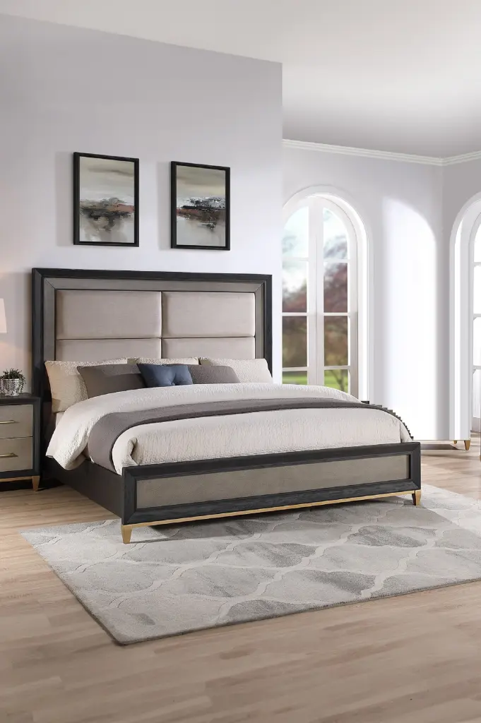 Queen Size Panel Bed Upholstered Headboard Black Brown Finish and Gold Accents kanepe